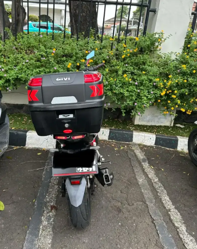 Honda CB 150R SE THN 2020 warna putih