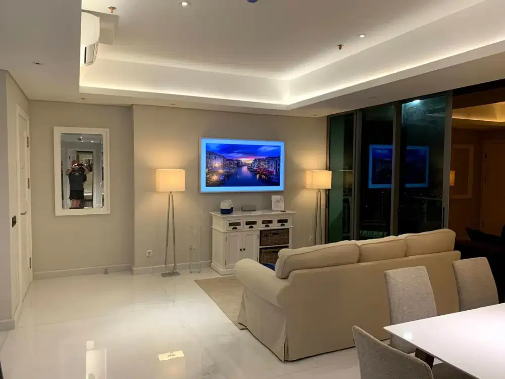 Sewa Apartemen Hillcrest Tower 3BR Golf View High Floor Full Furnish