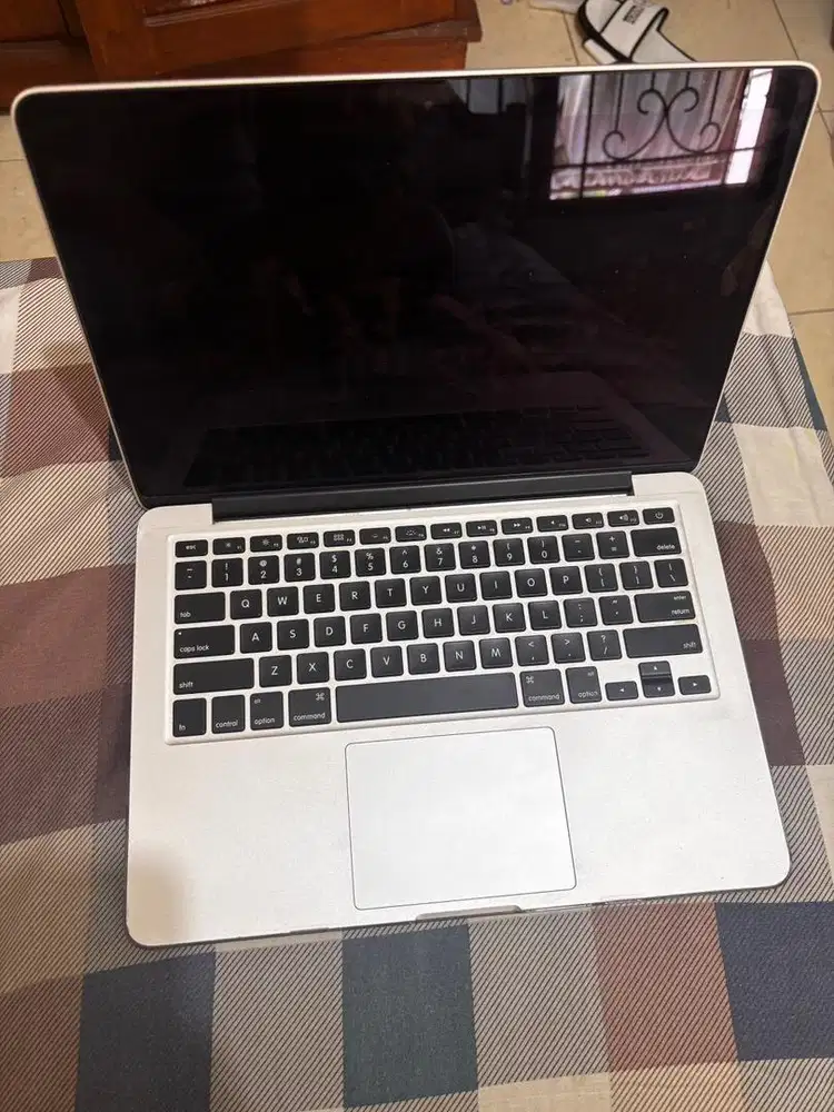 Laptop Macbook Pro 2015 13inc 8/128gb