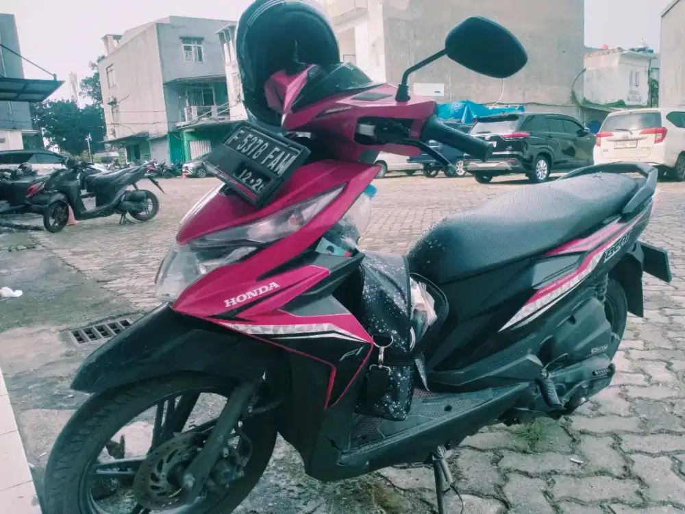 DIJUAL MOTOR BEAT METIC PEMAKAIAN CEWE