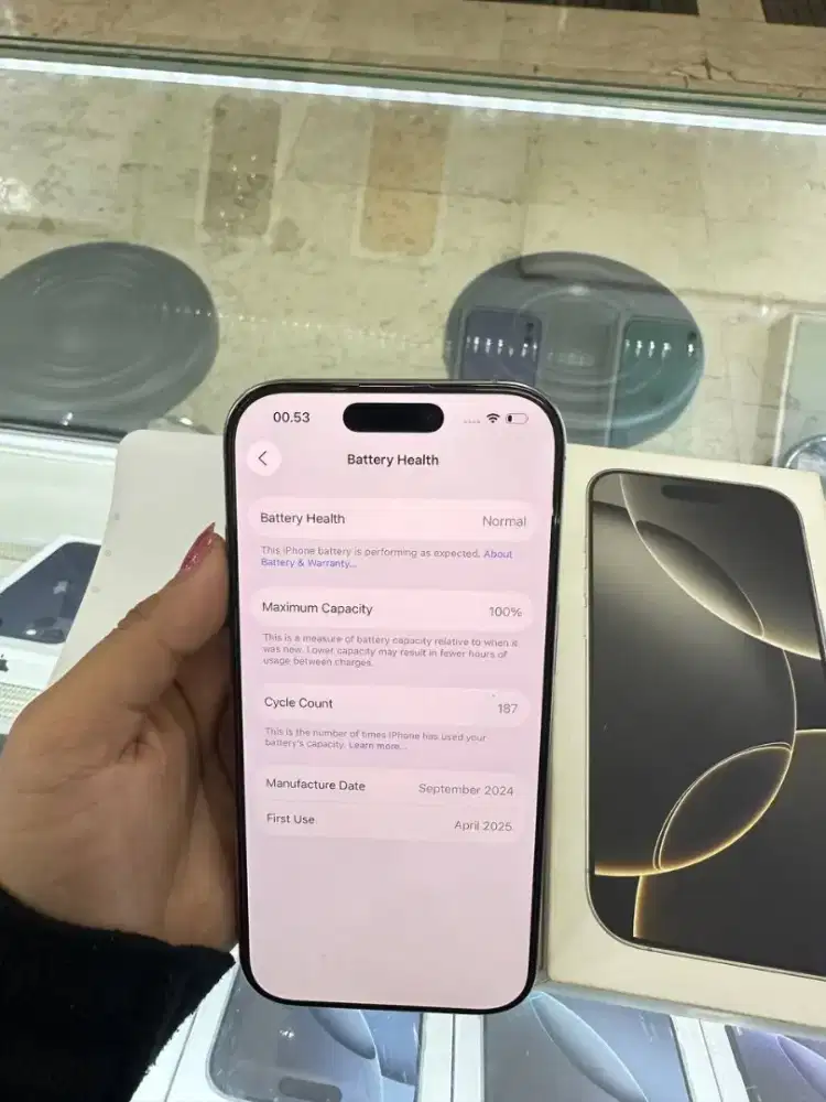 iPhone 16 Pro 128GB warna Natural iBox Lengkap