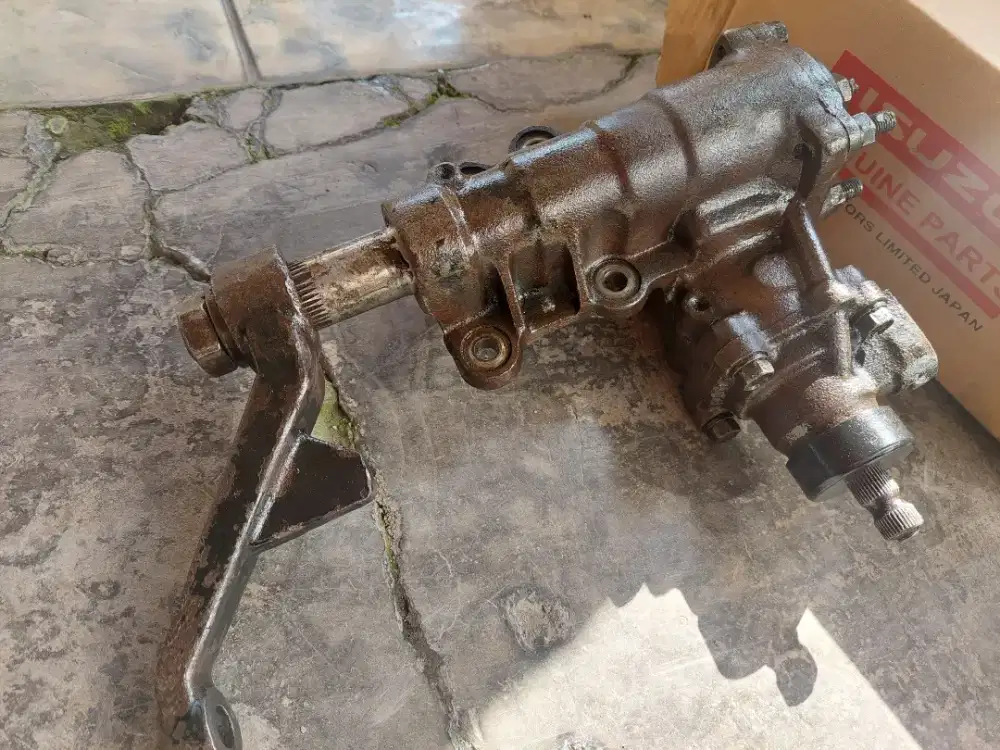 GEAR BOX POWER STEERING PANTHER 2.5