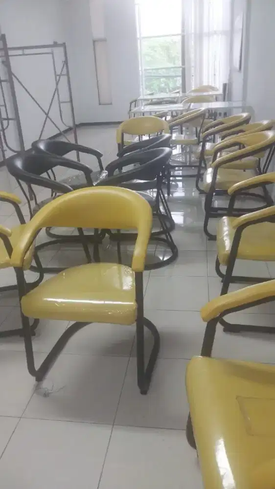 Kursi kerja kantor