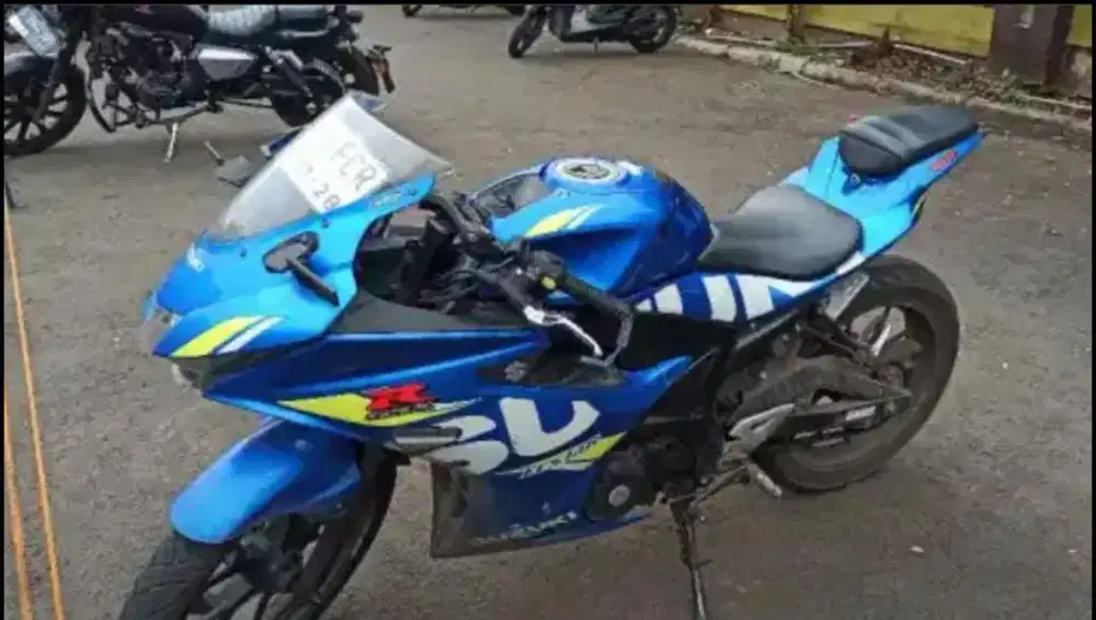 Suzuki GSXR 150cc