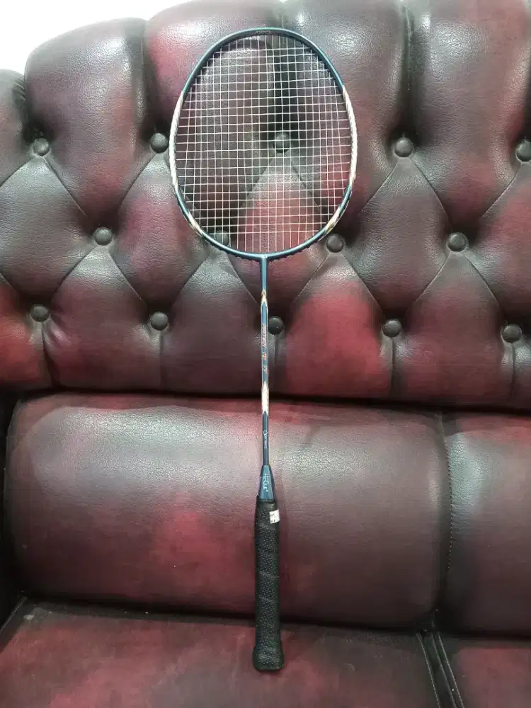 Raket badminthon merk HIQUA baru bonus senar