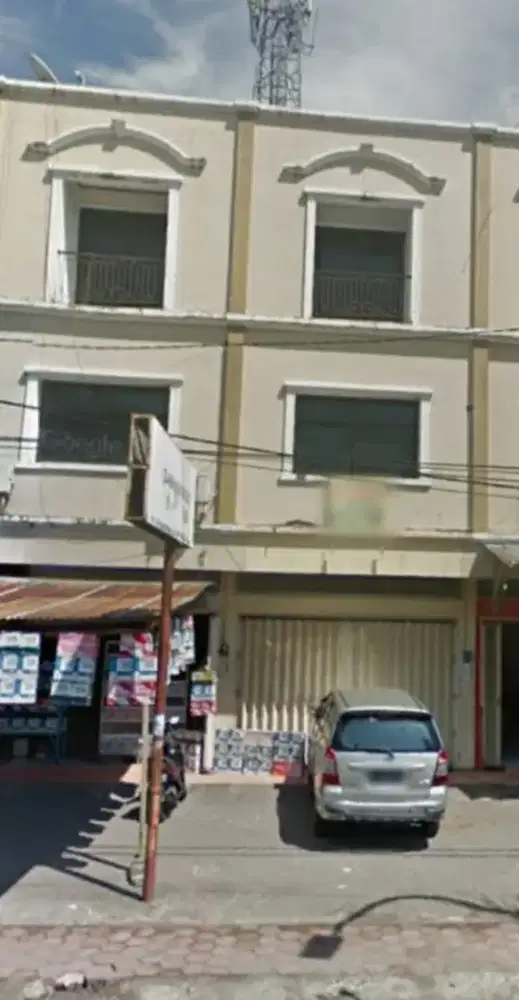 Dijual Ruko Bagus untuk tempat usaha depan BNI