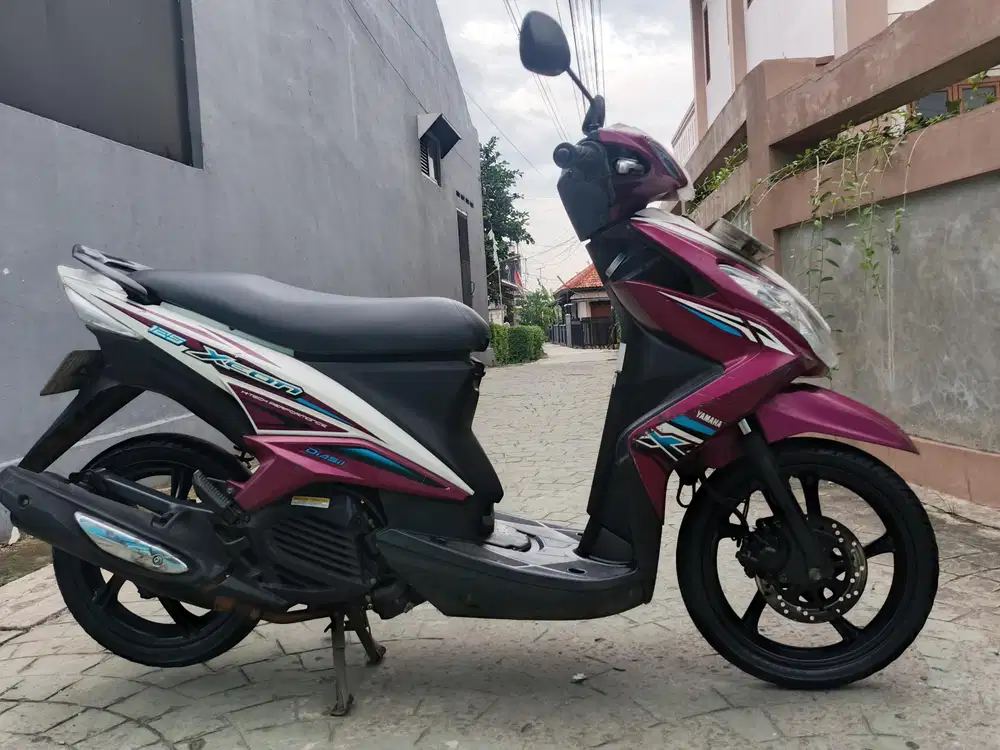 Yamaha Xeon 2012 stater tokcer halus mulus terawat