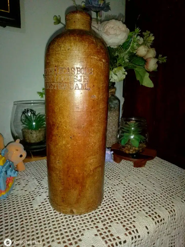 Gerabah antik belanda