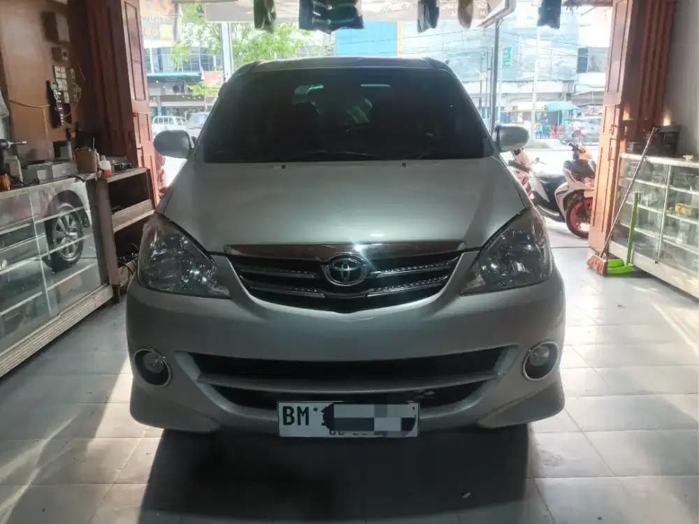 Toyota avanza tipe S 1.5