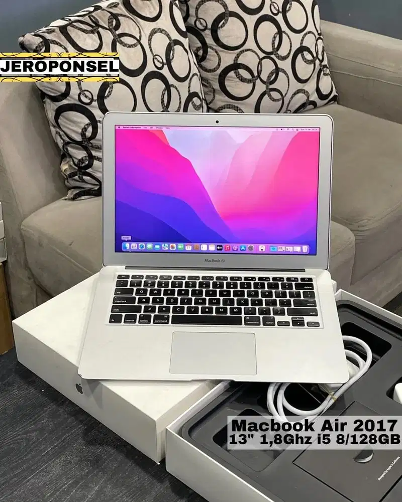 MACBOOK AIR 2017 13” i5 8/128GB FULL SET ORIGINAL GARANSI