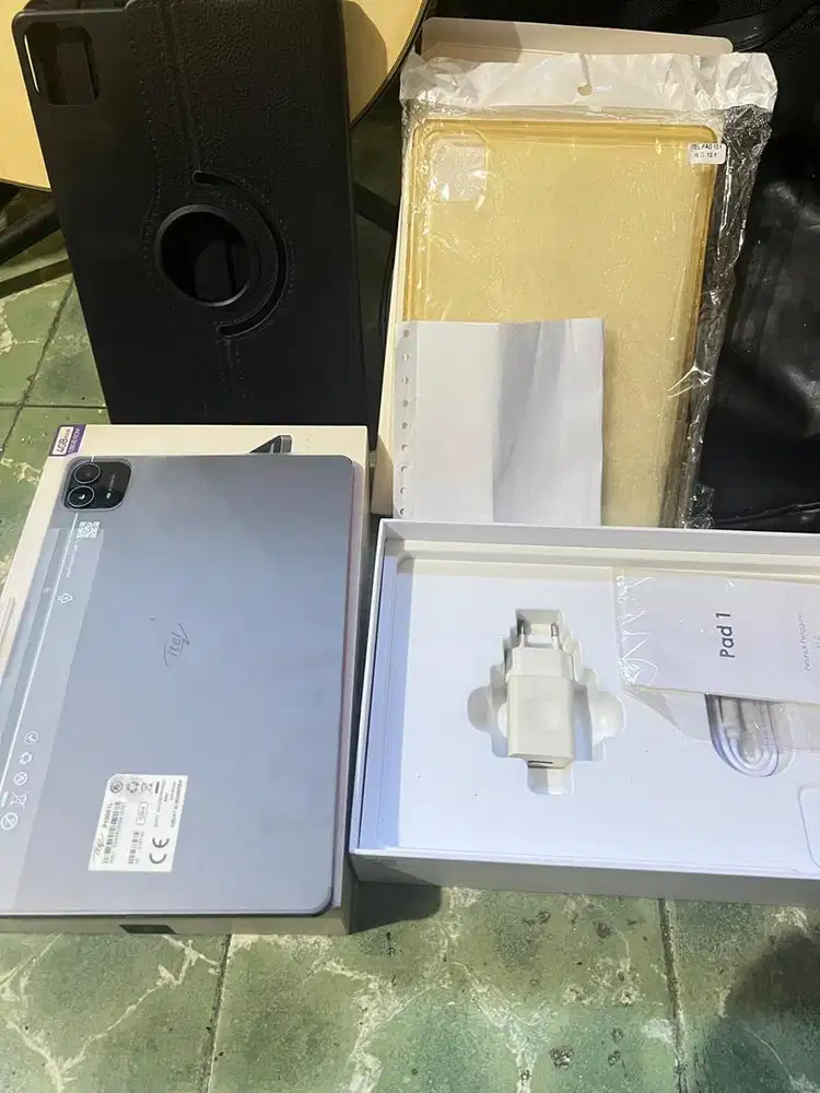 Tablet itel pad 1 atau itel pad one bekas  kondisi seperti baru