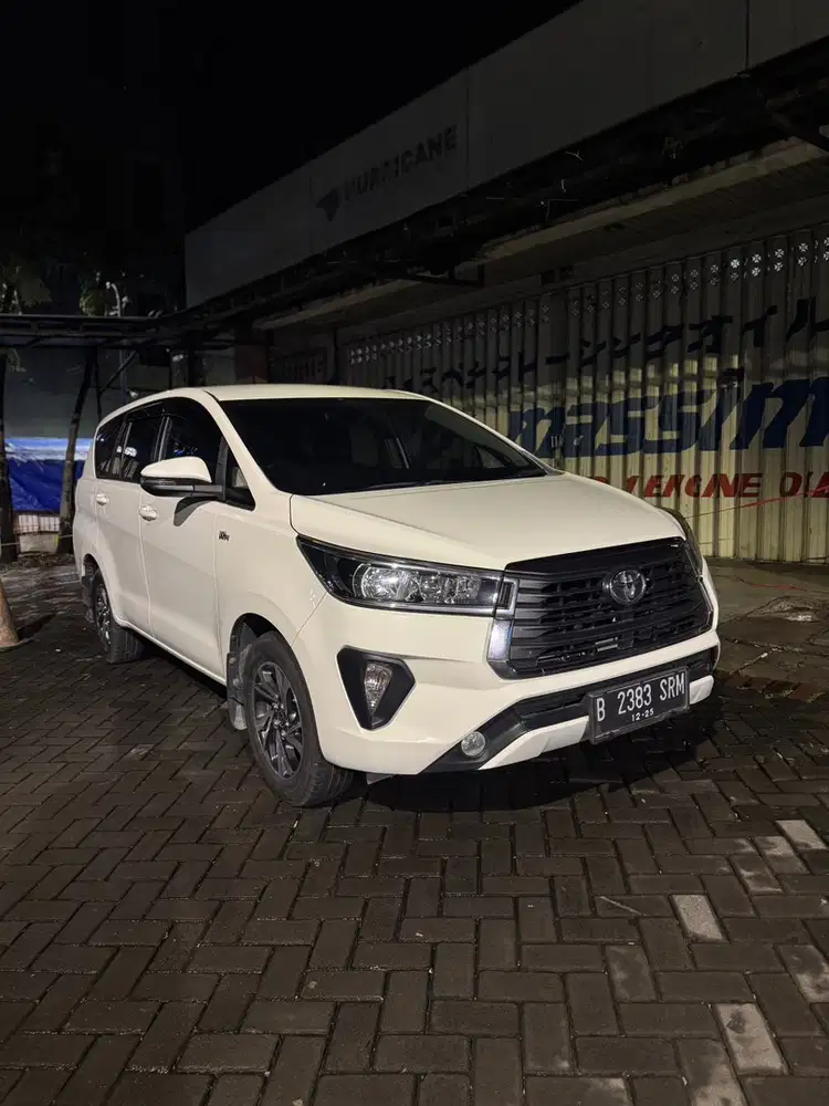 Toyota Kijang Innova 2.0 G matic LOW KM!!!