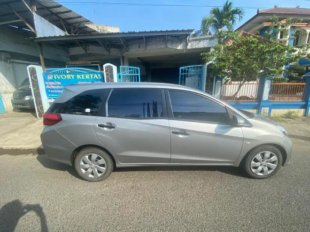 Dijual Honda Mobilio 2016 tipe S Manual