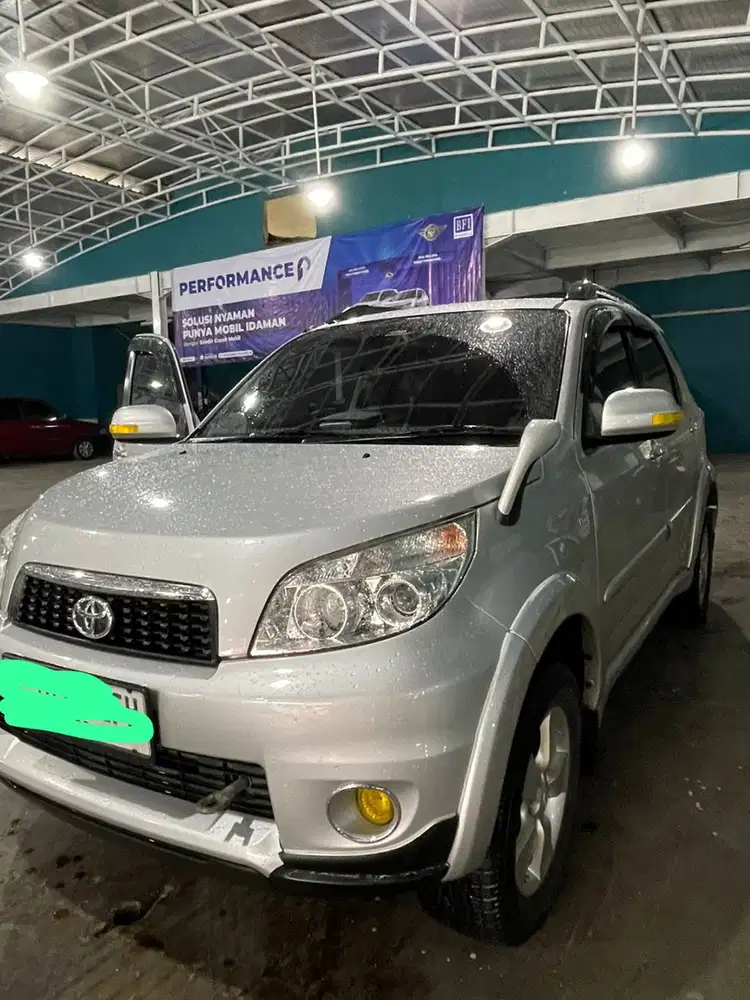 Toyota Rush 2012 Bensin