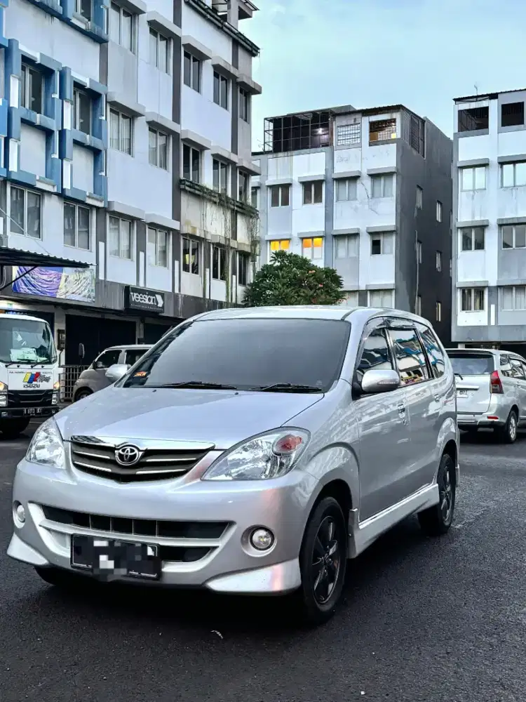RARE ! Avanza 1.5 S AT Rawatan Pakaian Pribadi Tgn 1