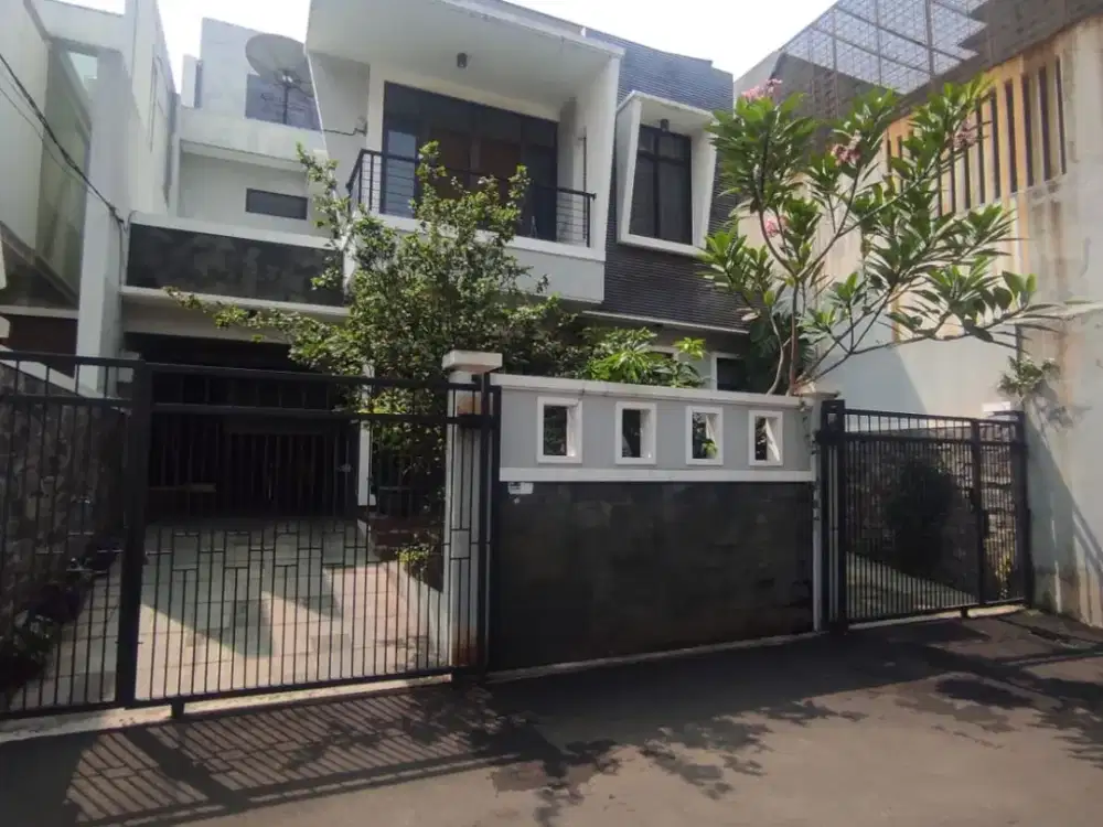 DIJUAL RUMAH SUNTER AGUNG PERMAI UKU 10X18 STRATEGIS RAPI HDP SELATAN HRG MENARIK