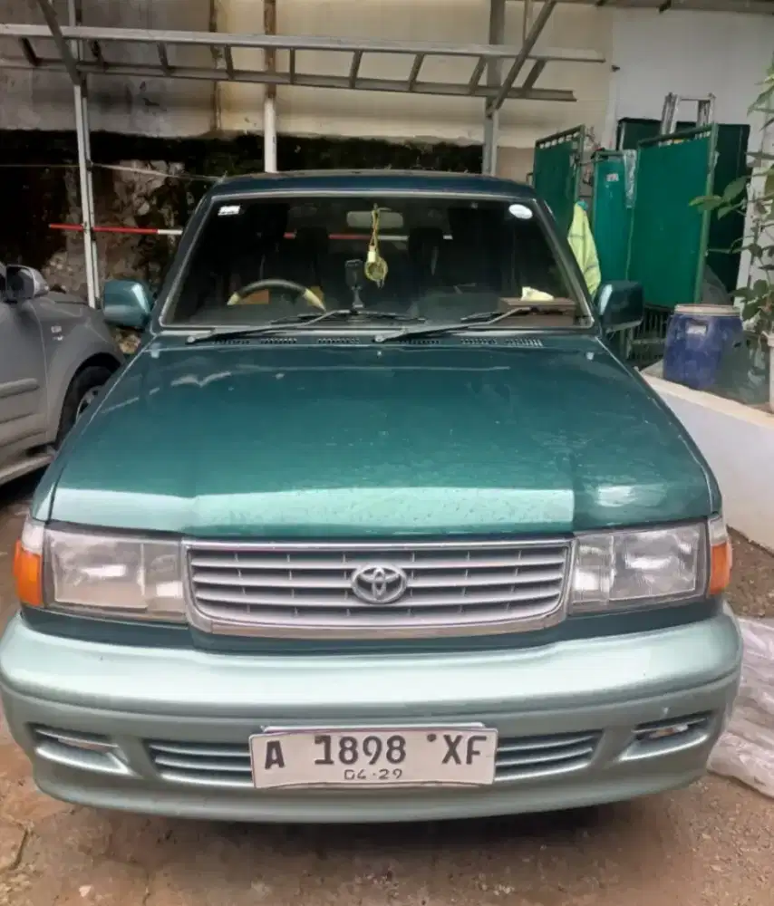 Toyota Kijang Krista 1999