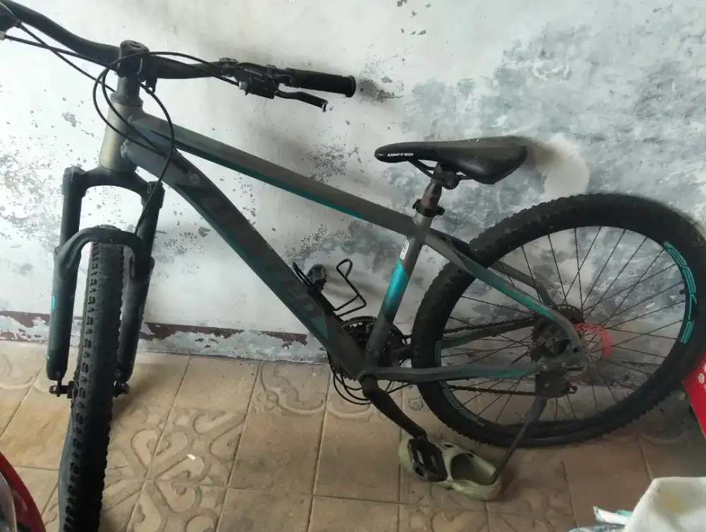 Di jual sepeda bekas merk united