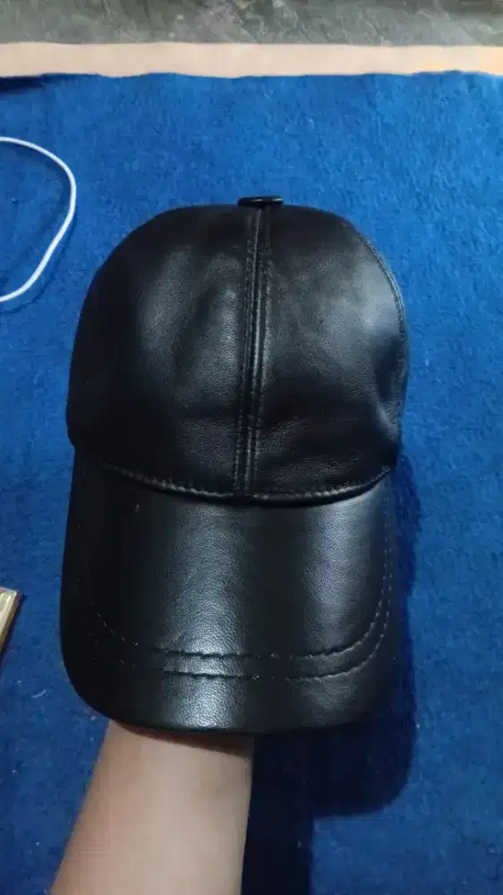 Topi kulit made in turkey