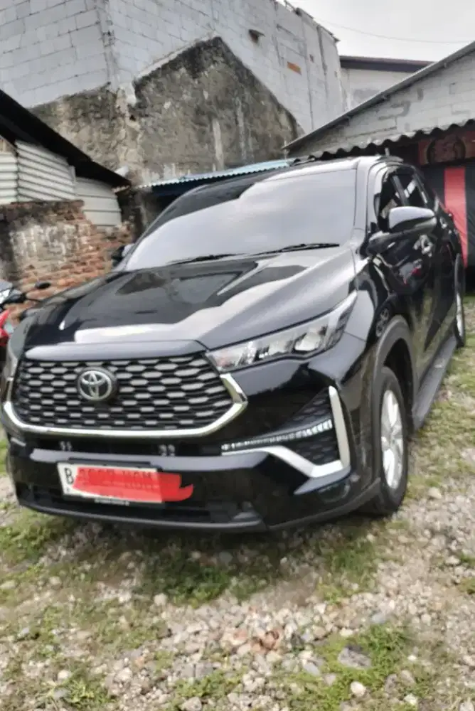 Di jual Inova zenik  2024 bulan 5