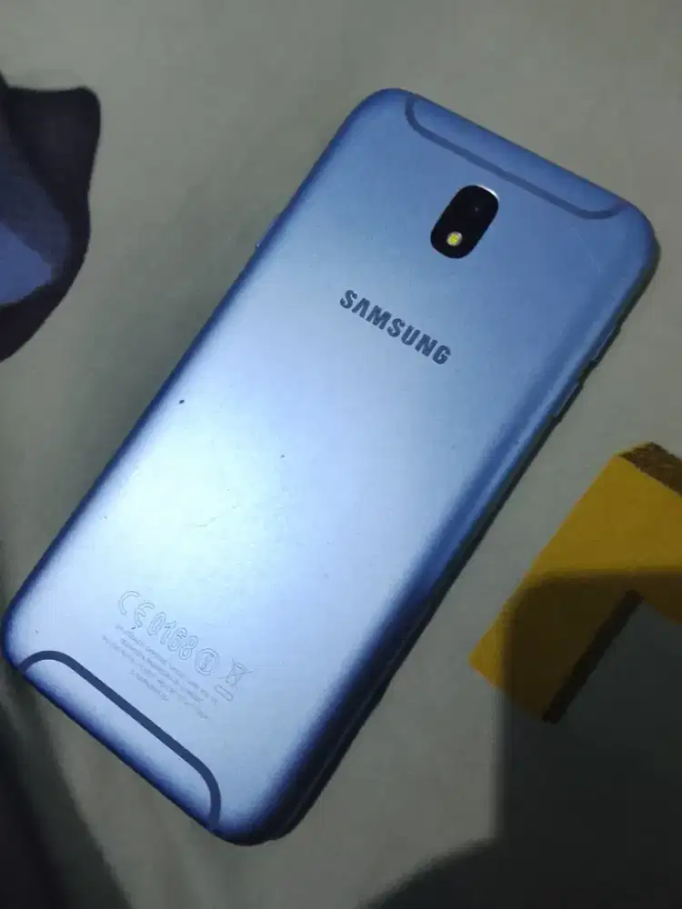 SAMSUNG GALAXY J7 PRO
