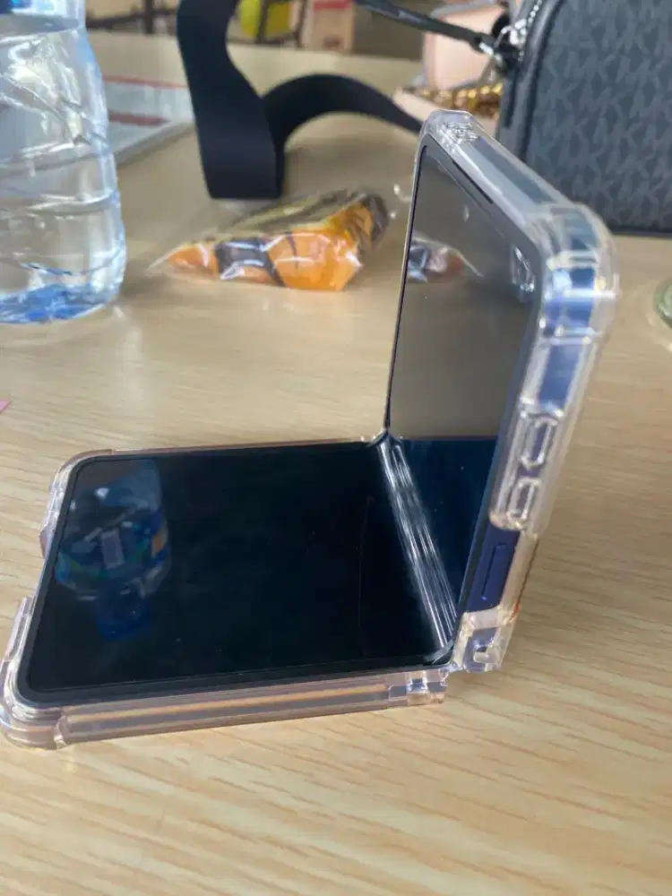 SAMSUNG GALAXY FLIP 7 256GB