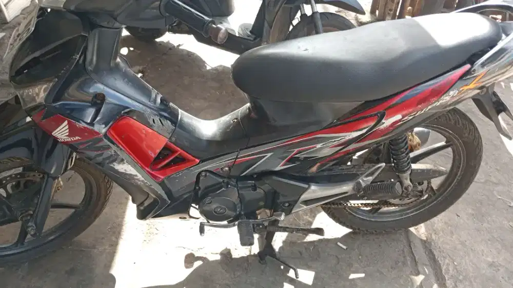 Supra x 125 R tahun 2010