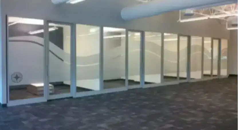 STIKER KACA KANTOR SANDBLAST CUSTOM CUTTING STICKER KACA ES BURAM