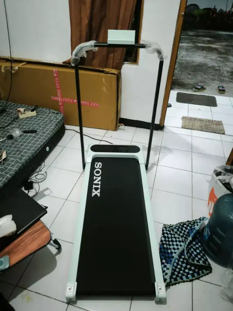 Bodymax Treadmill