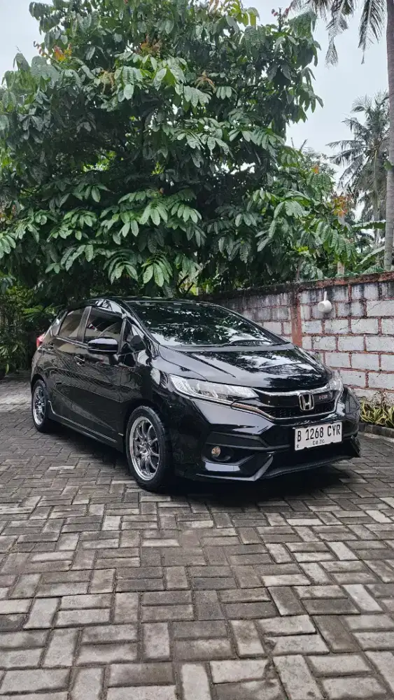 Honda Jazz RS Hitam Matic 2018