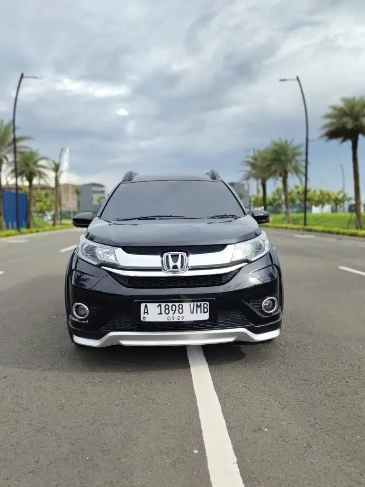 tdp 12 jt Honda BRV prestige AT 2018 hitam