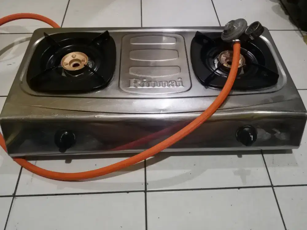 Kompor gas Rinnai 2 tungku + selang regulator
