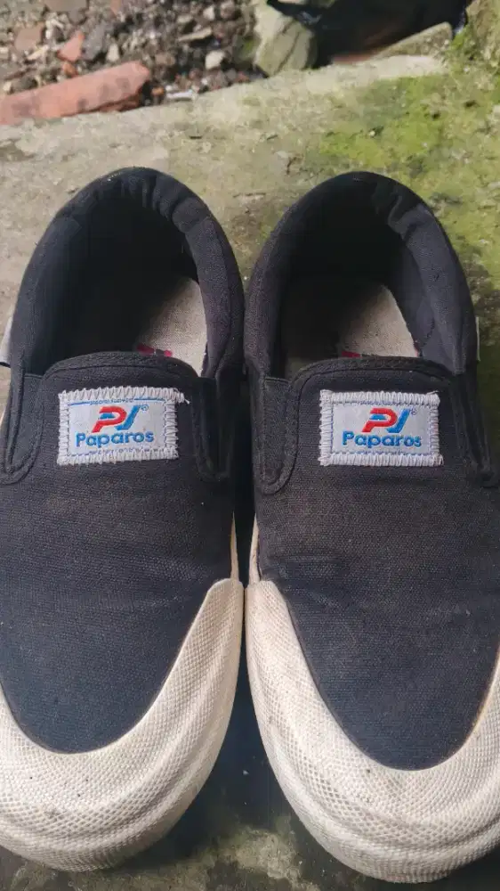 Sepatu bekas size 40
