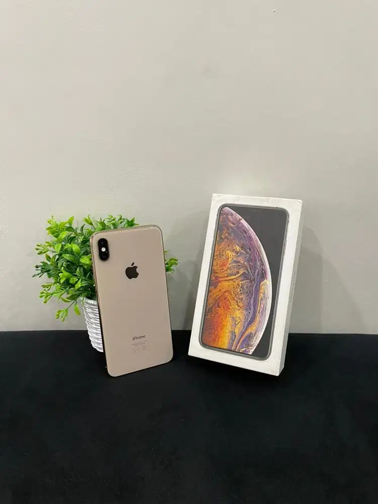 IPhone XS Max 64GB Gold mulus Fullset BH 100% Sinyal Permanent