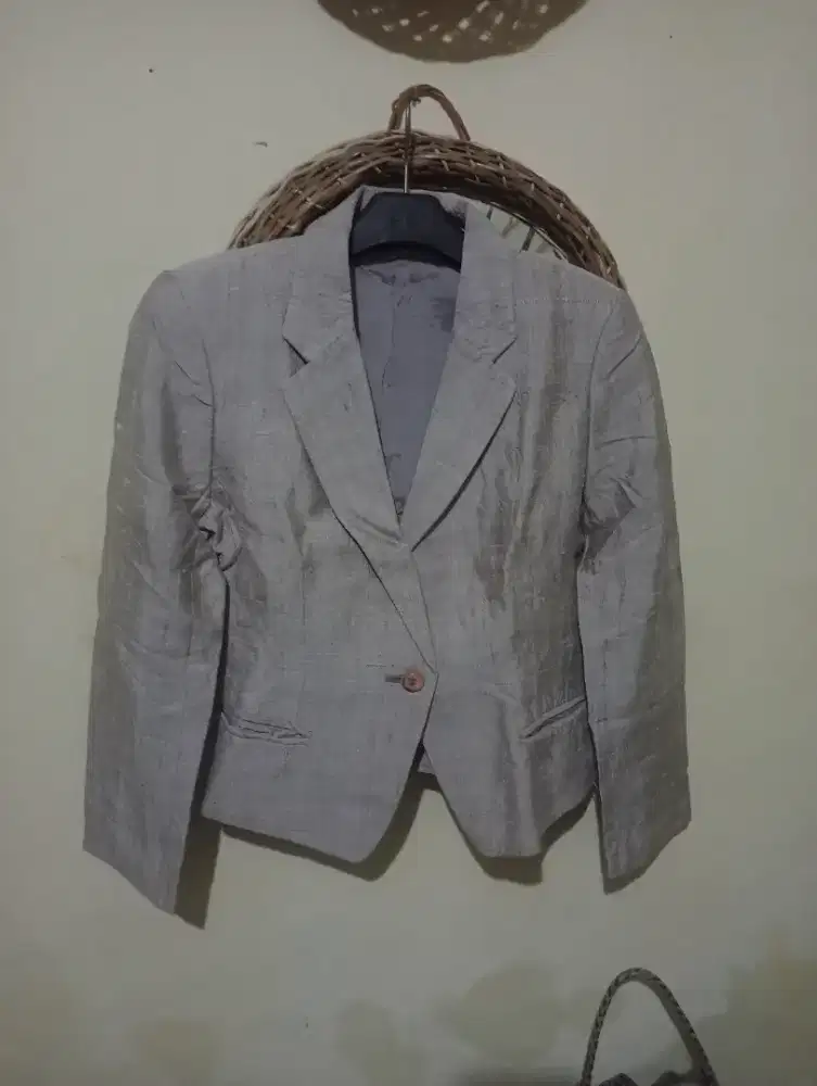 Blazer 11L52 - thrift