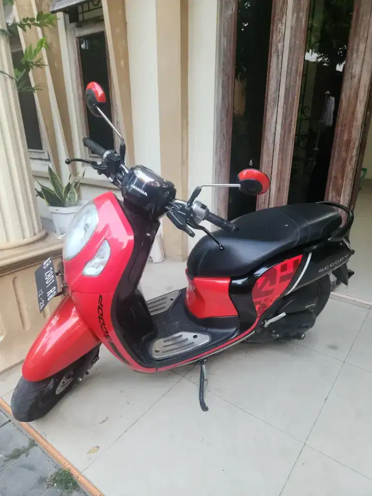 Scoopy hitam merah 2021 gbm bisa tunai atau kredit