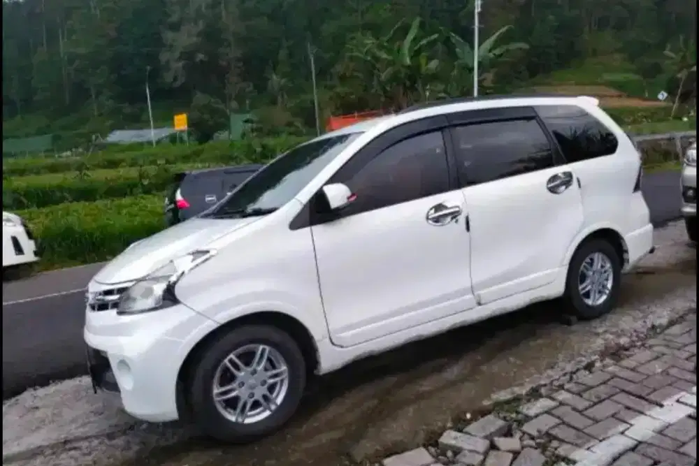 Xenia Attivo type Tertinggi