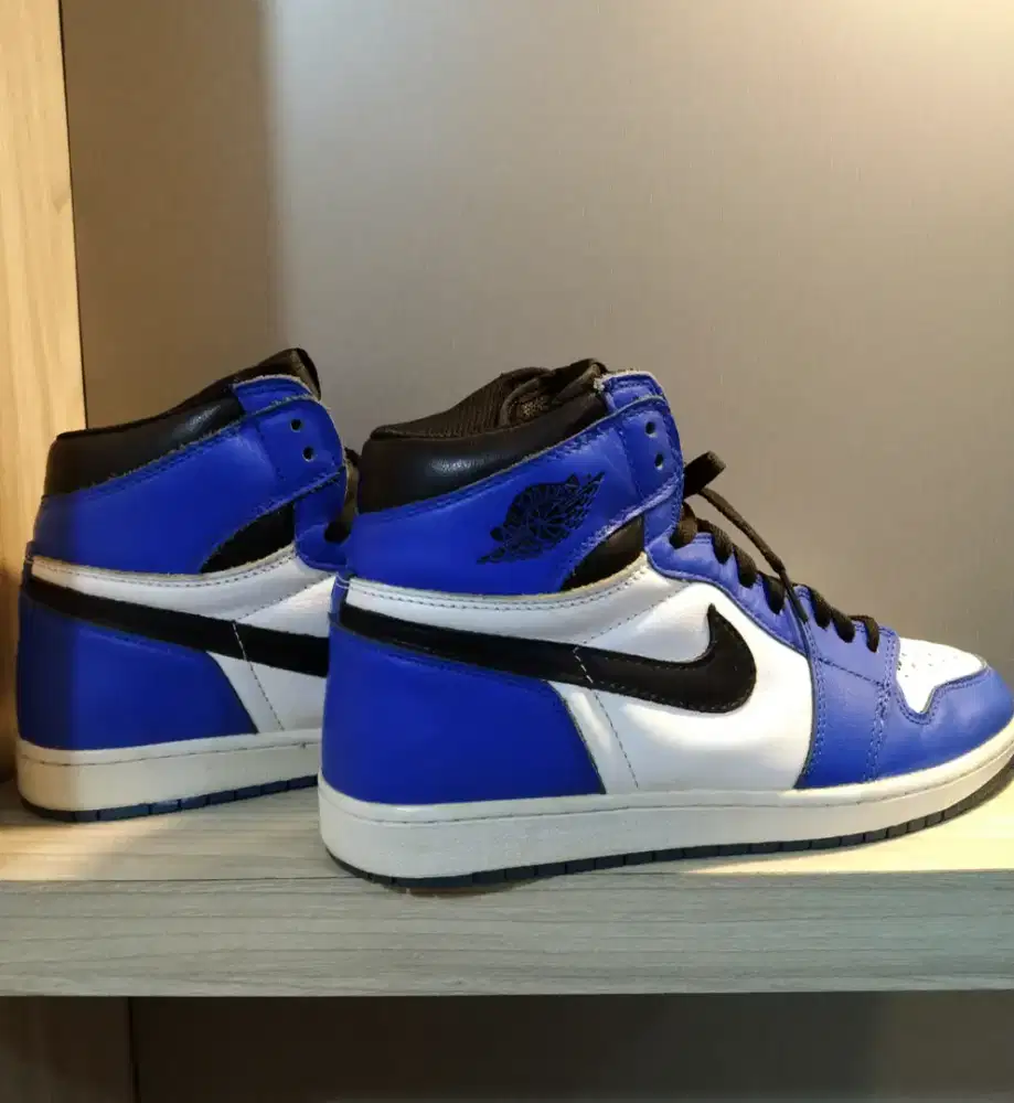 Sepatu Nike Air Jordan Retro 1 High Blue