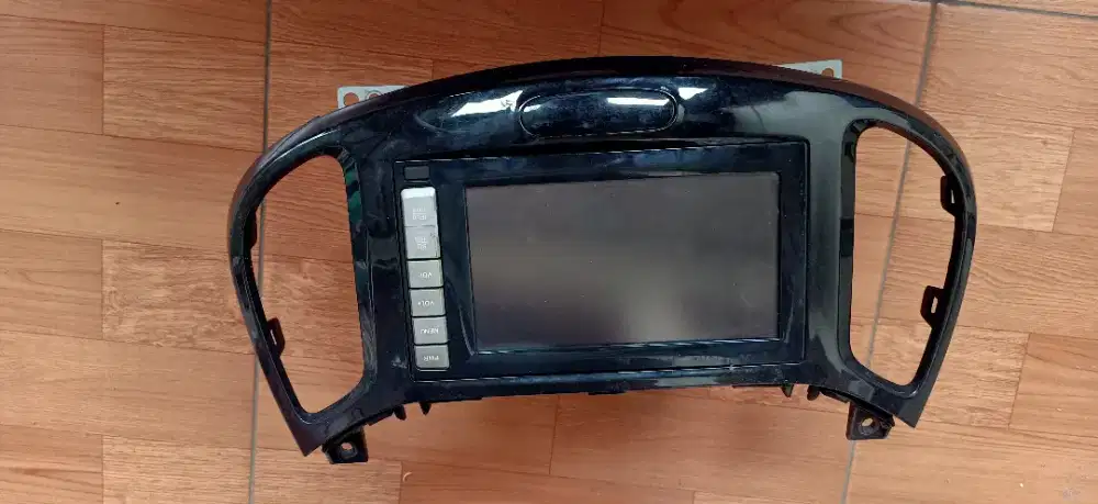 Head unit bawaan nissan juke