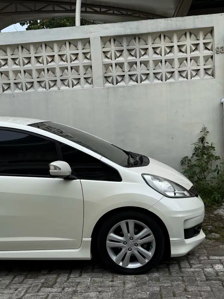 Honda Jazz 2011 Bensin