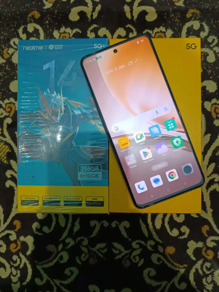 Realme 14 5G 8+10/256GB Fullset ( Garansi Mei 2026 )