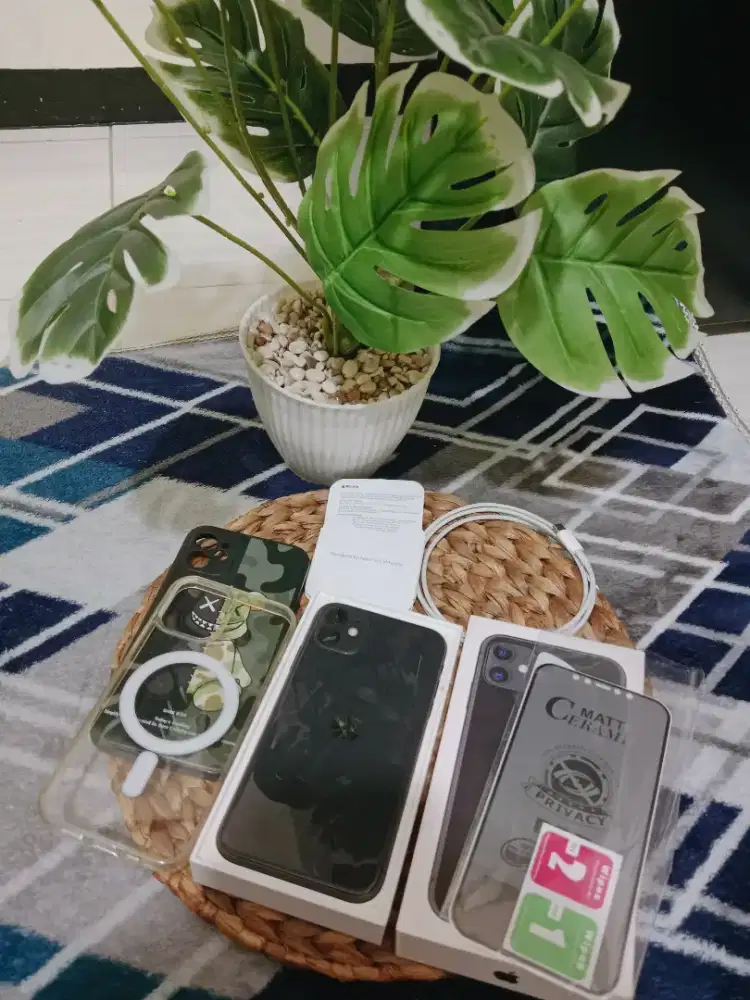 iPhone 11 64GB inter Black