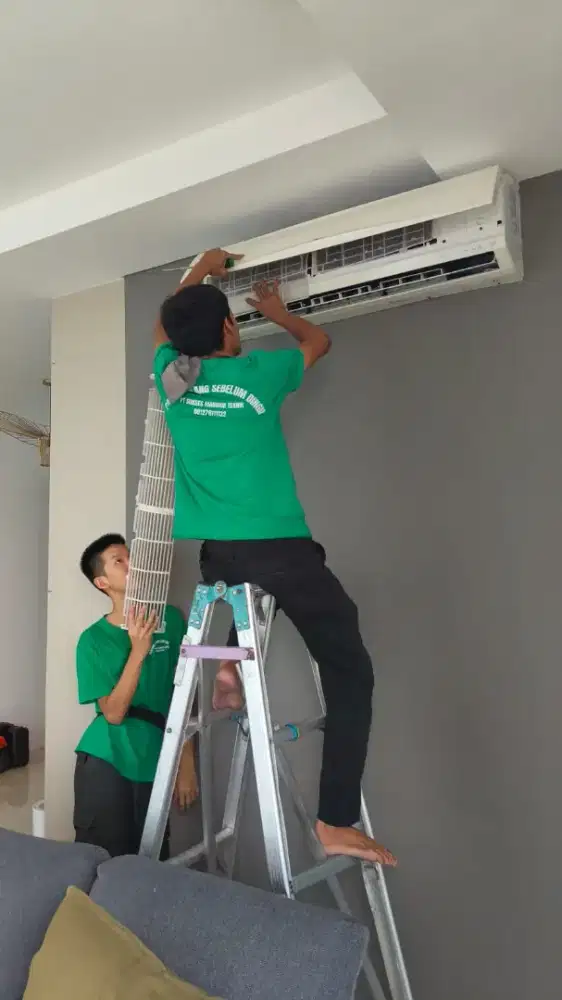 Cari asisten AC yg muda dan kuat