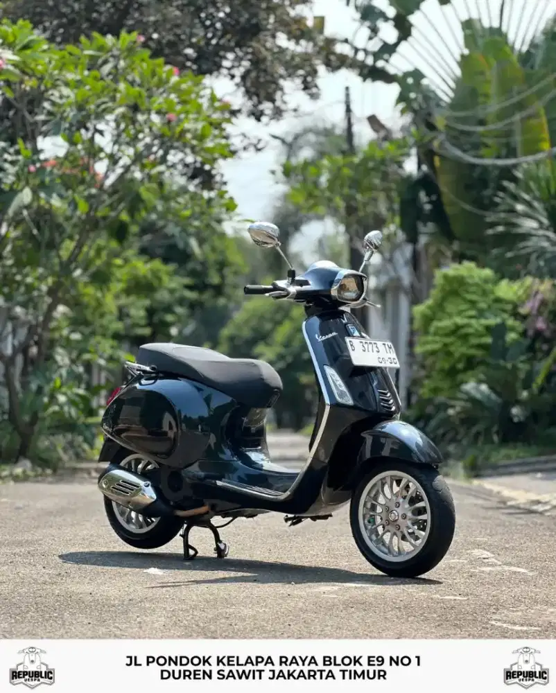 DIJUAL CEPAT PIAGGIO VESPA SPRINT 150 3V THN 2014 PERFECT CONDITION