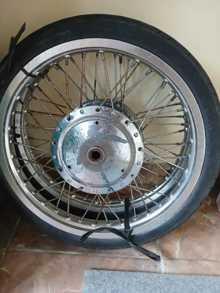 VELG CUSTOM + BAN DAN PIRINGAN 1 (UNTUK MIO)