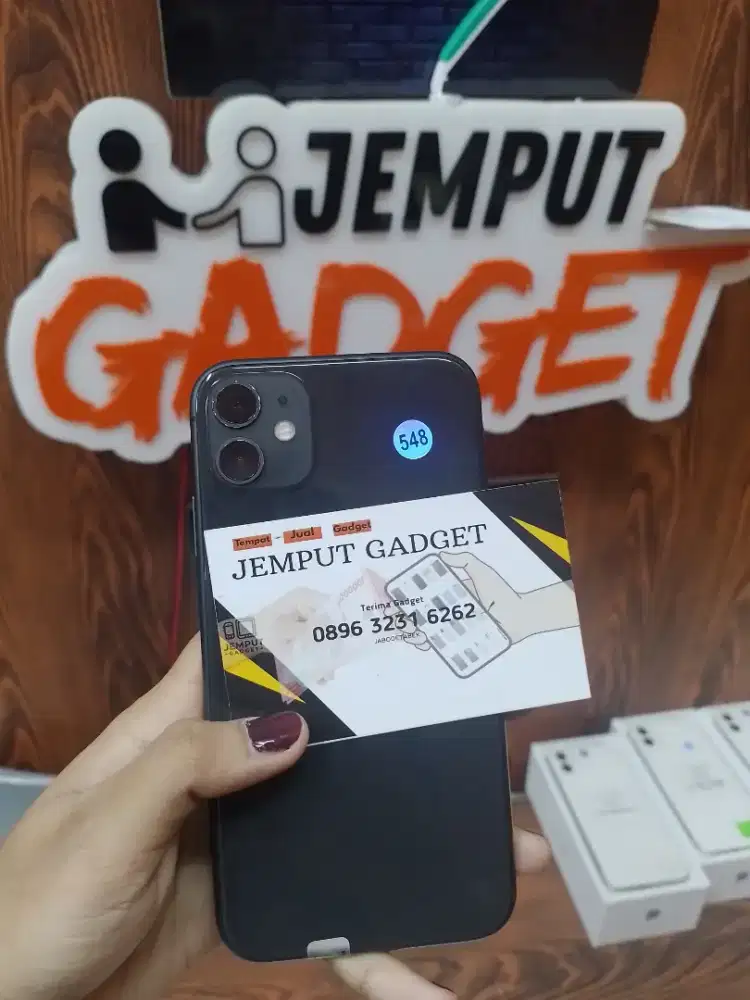 Iphone 11 128GB lengkap Ibox