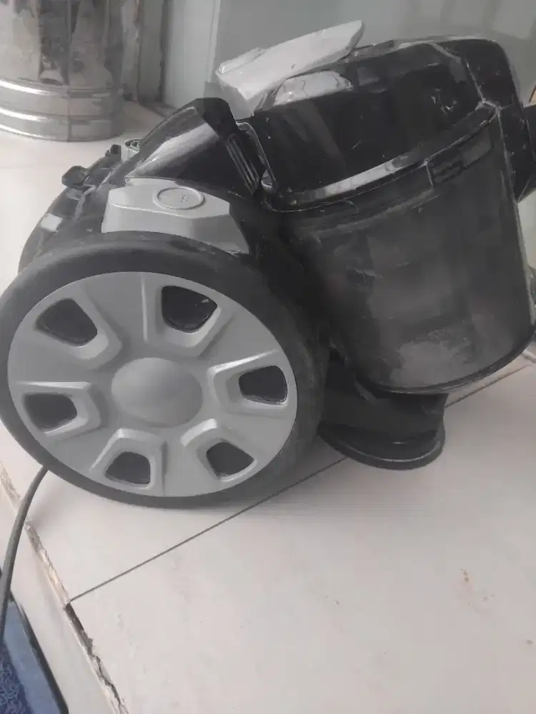 Vacum cleaner second