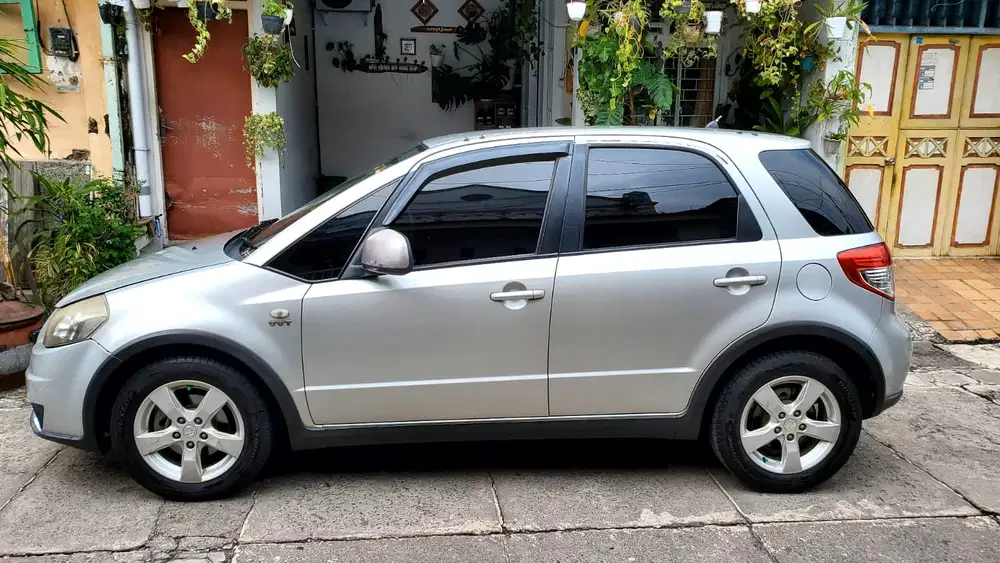 Suzuki SX4 2011 Bensin