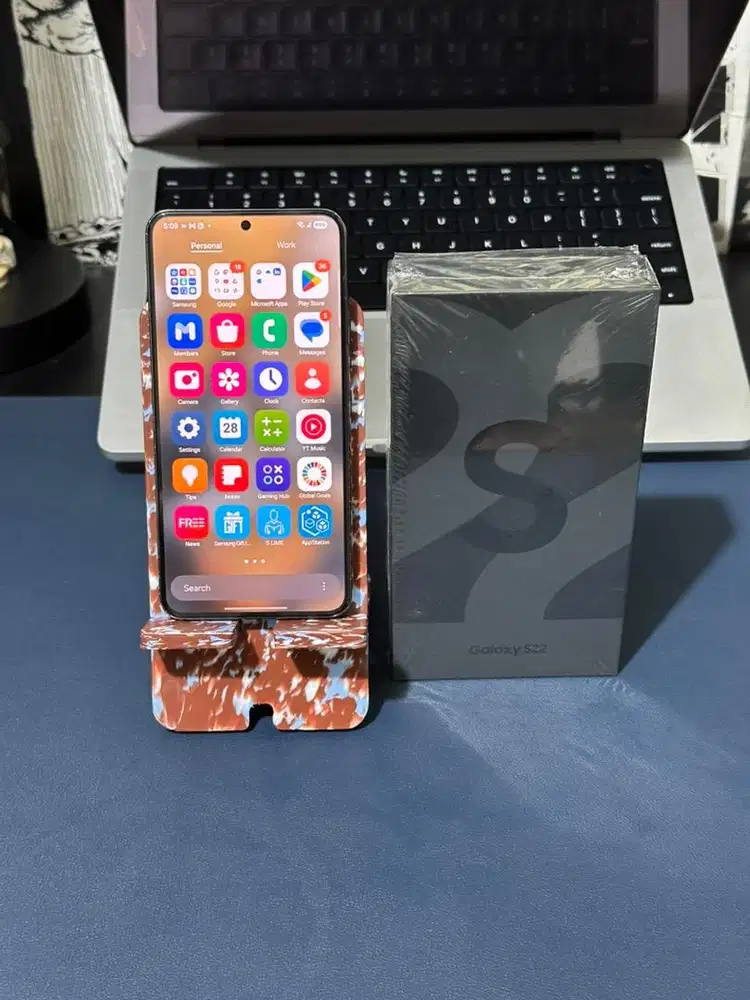 Galaxy S22 8/128 hitam no minus