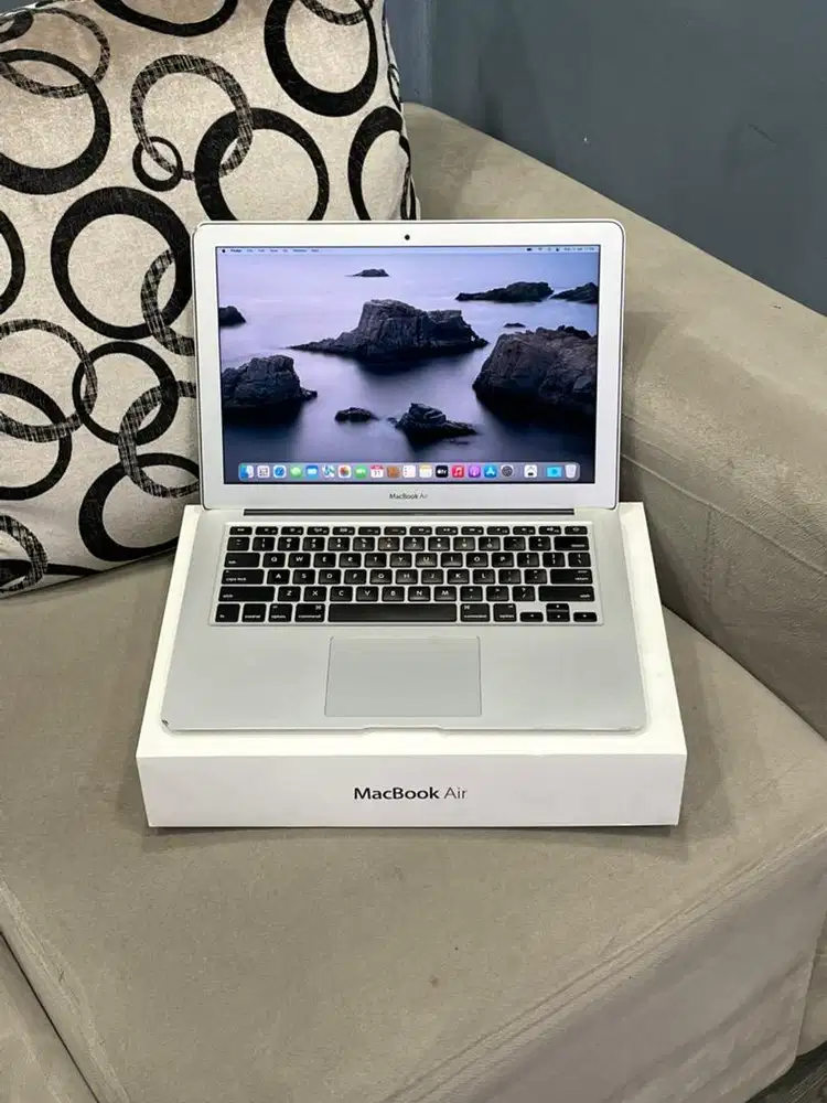 MacBook Air 2017 MQD32 13” 8/128GB Silver